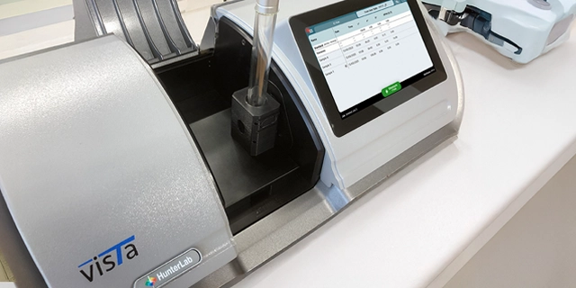 Vista APHA Color Measurement