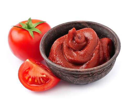 Measuring color of tomato paste